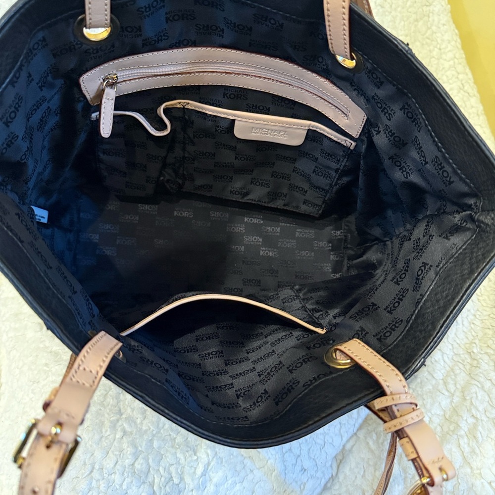 Michael Kors jet set Bedford style tote - Picture 7 of 11